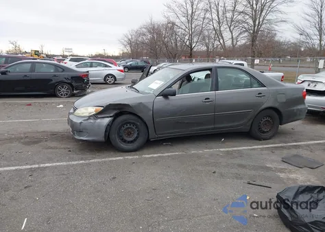 2005 Toyota Camry Std z USA, uszkodzony, nr VIN 4T1BE32KX5U951554